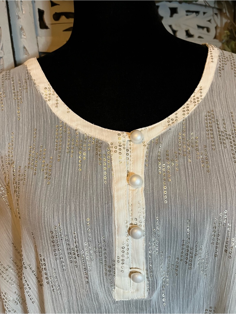 CJ BANKS SHIMMERY SHEER CREAM BASE WITH GOLD ZIGZAG PATTERN PLUS SIZE TOP - Picture 3 of 8